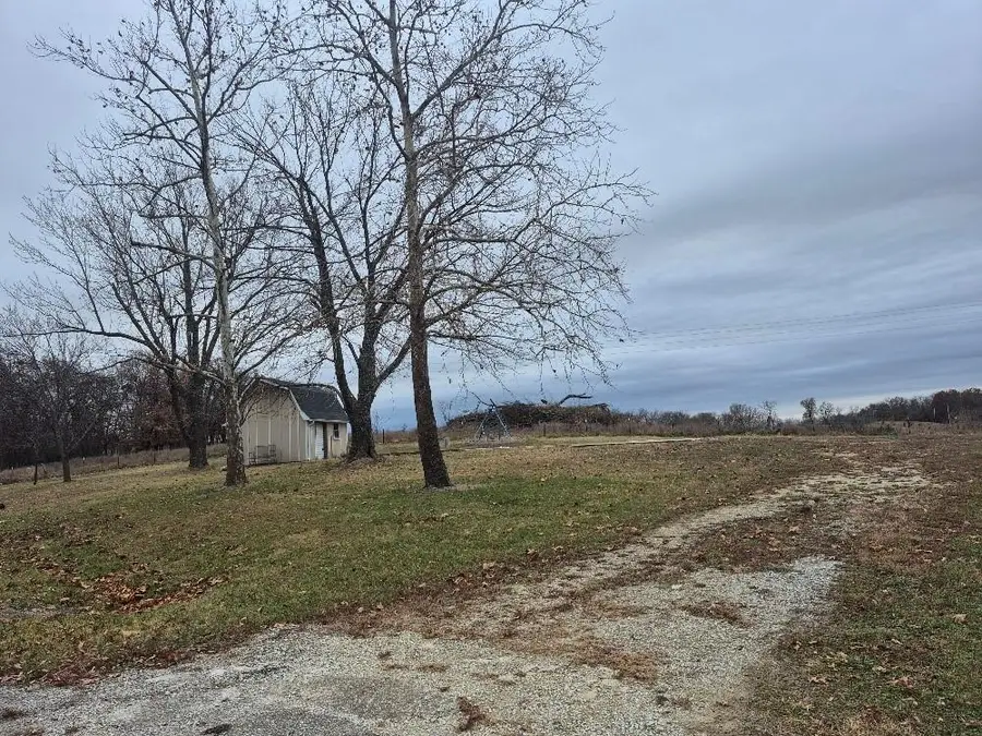 805 Lake Viking Terrace, Altamont, MO 64620 - Image #2