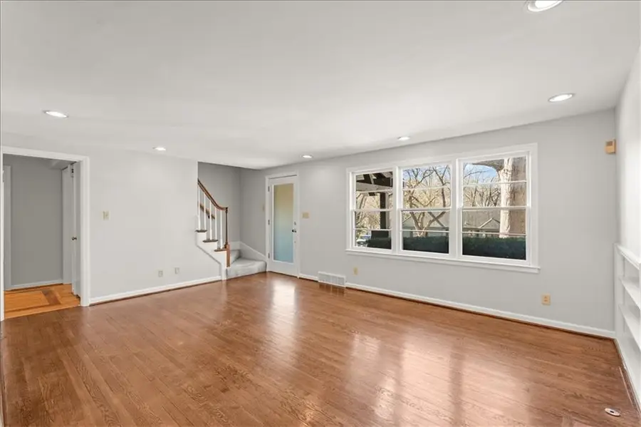 2404 W 86th Terrace, Leawood, KS 66206 - Image #3