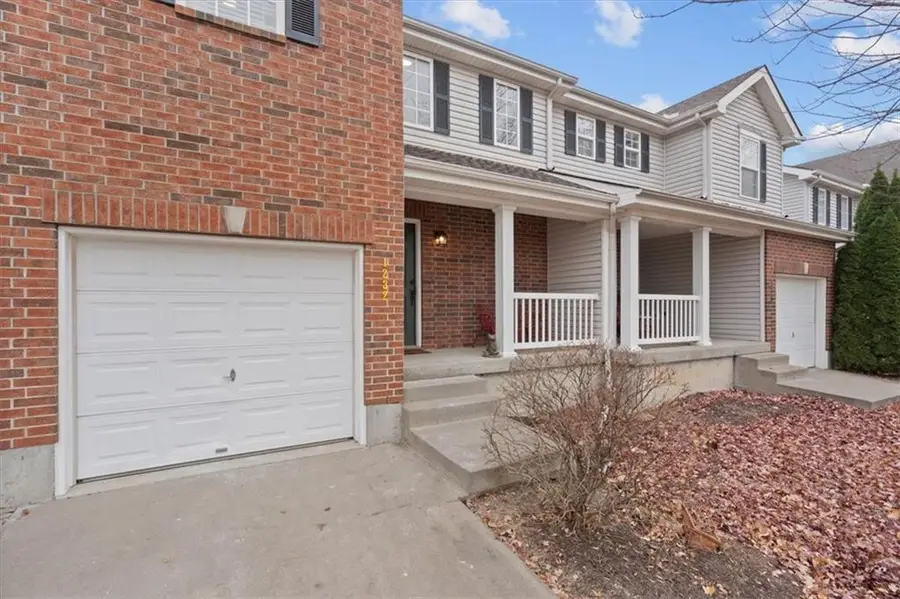 1232 SW Wysteria Drive, Lees Summit, MO 64082 - Image #2