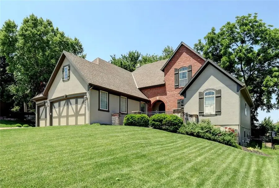 1316 NE Kenwood Drive, Lees Summit, MO 64064 - Image #3