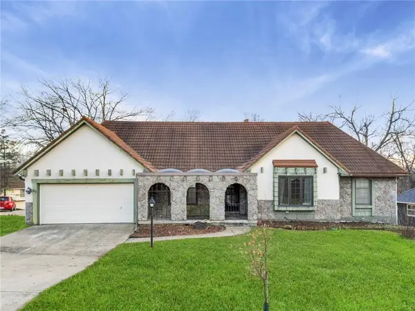 513 NW Briarcliff Road, Kansas City, MO 64116