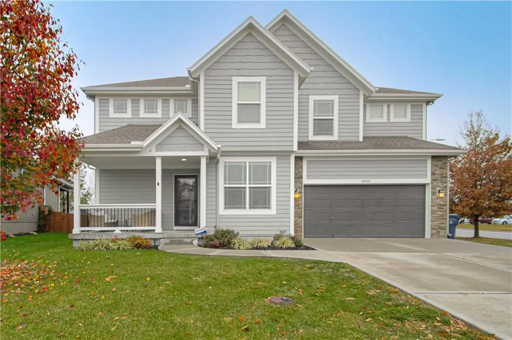 18902 W 166th Terrace, Olathe, KS 66062 - Image #1