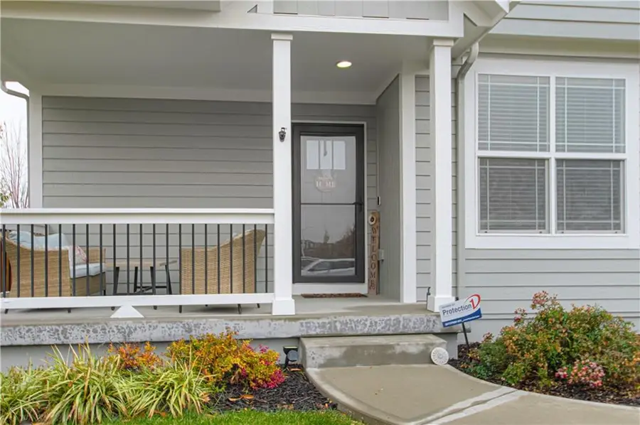 18902 W 166th Terrace, Olathe, KS 66062 - Image #2