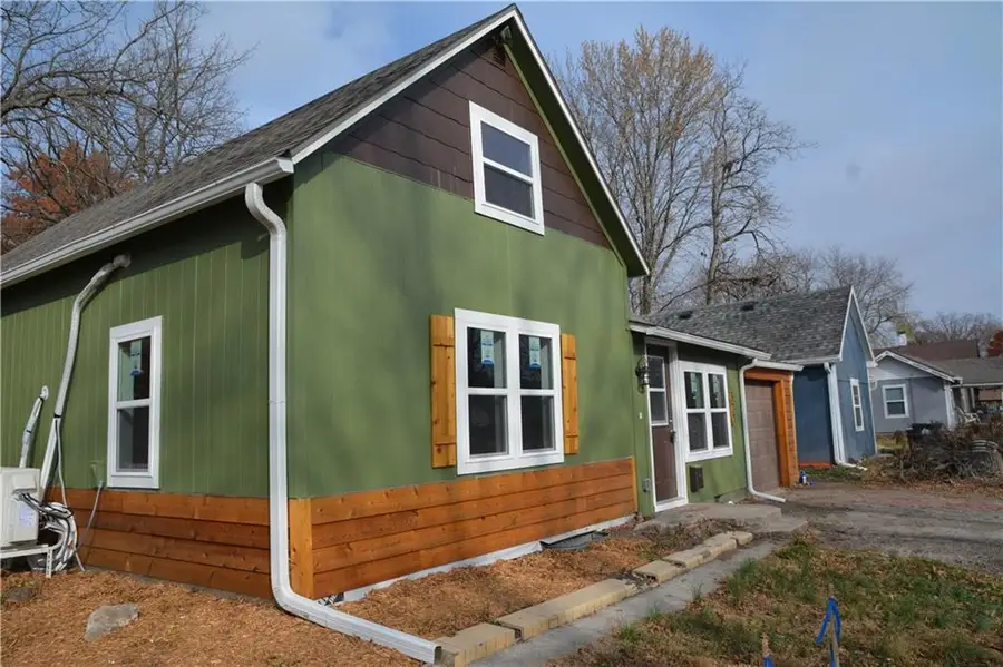 322 Front Street, Grain Valley, MO 64029 - Image #2