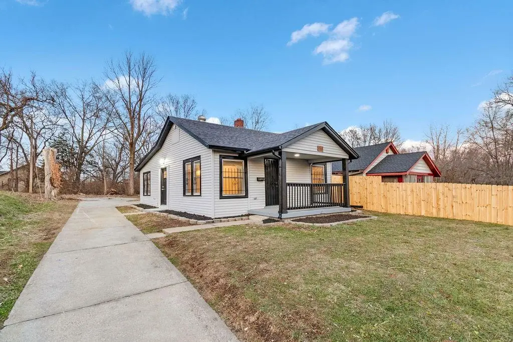4504 E 43rd Street, Kansas City, MO 66130 - Image #1