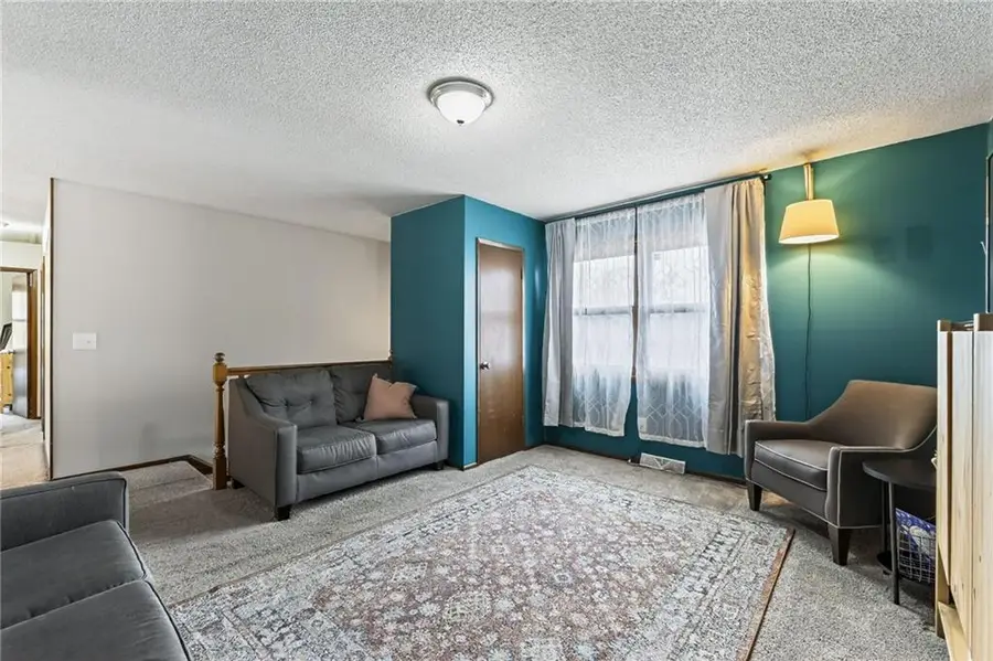 4956 N Revere Street, Kansas City, MO 64152 - Image #2