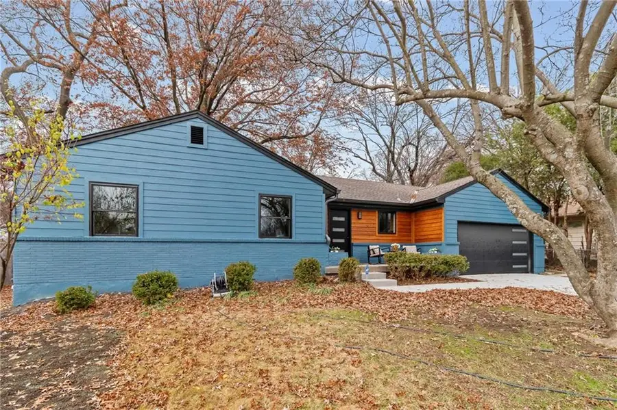 8512 Belleview Avenue, Kansas City, MO 64114 - Image #3