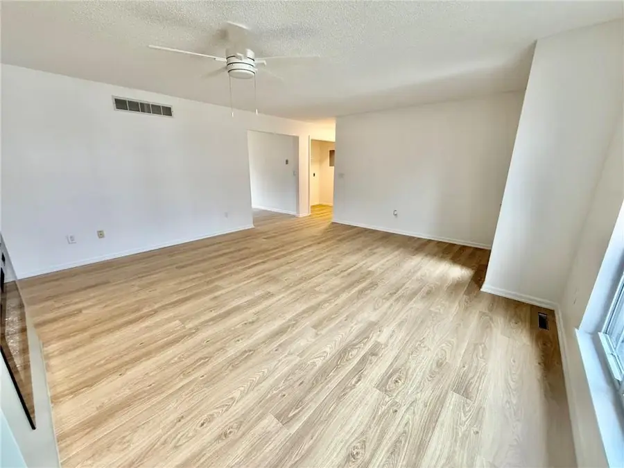 704 Chaucer Lane, Warrensburg, MO 64093 - Image #3