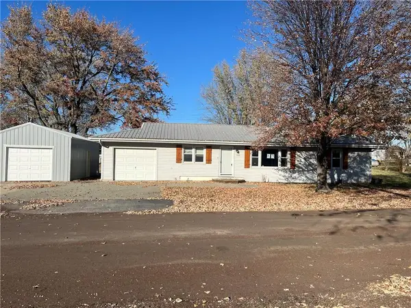 105 E Meadowbrook Court, Polo, MO 64671