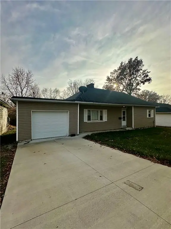 724 W 3rd Street, Maryville, MO 64468 - Image #2