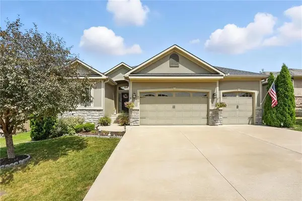 512 Sycamore Road, Greenwood, MO 64034