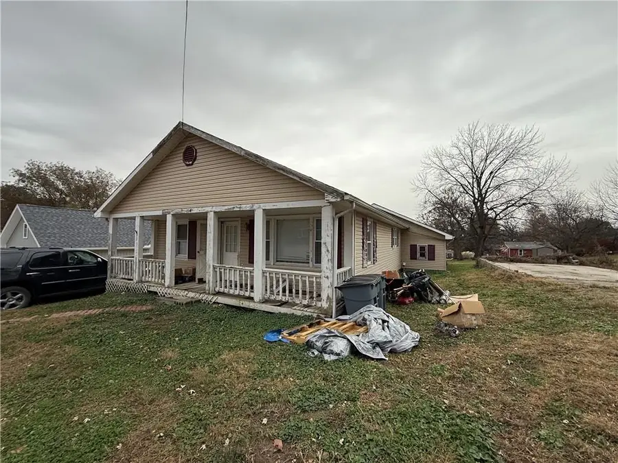 114 & 116 W Pine Street, Waverly, MO 64096 - Image #3