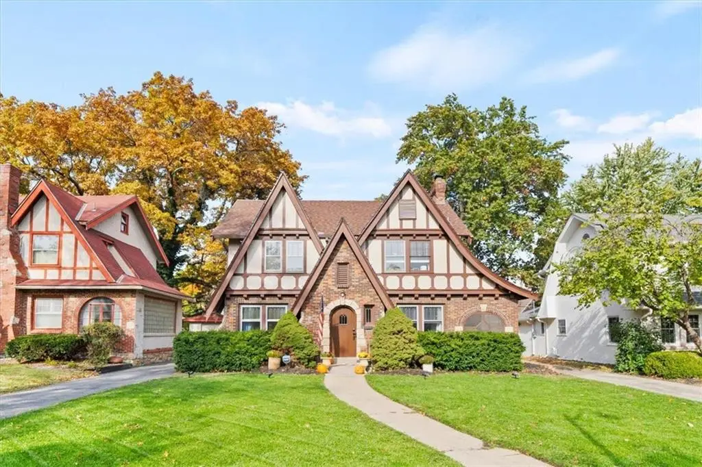 1212 W 72nd Street, Kansas City, MO 64114 - Image #1