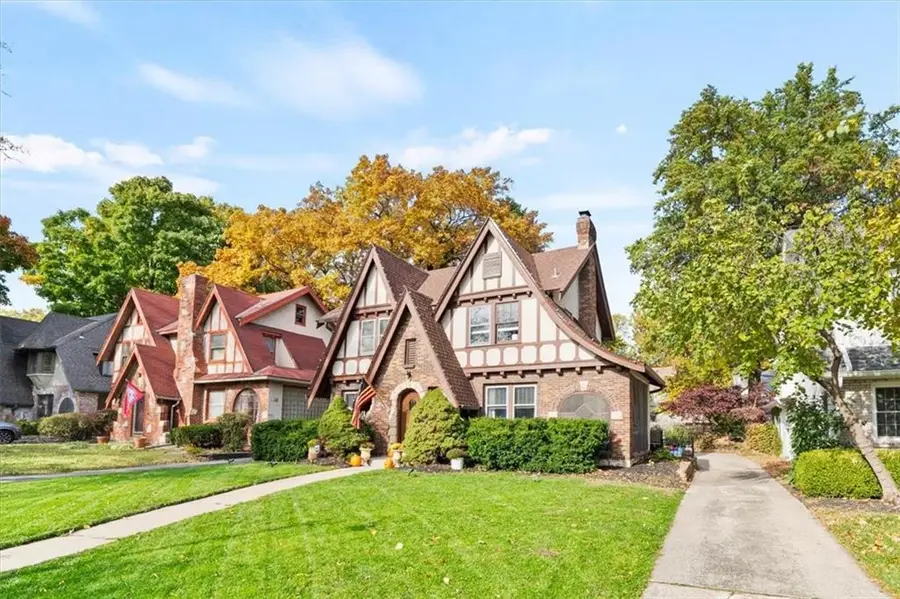 1212 W 72nd Street, Kansas City, MO 64114 - Image #2