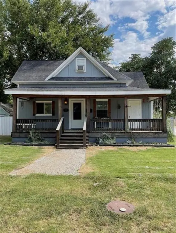337 W 1st Street, Cherryvale, KS 67335
