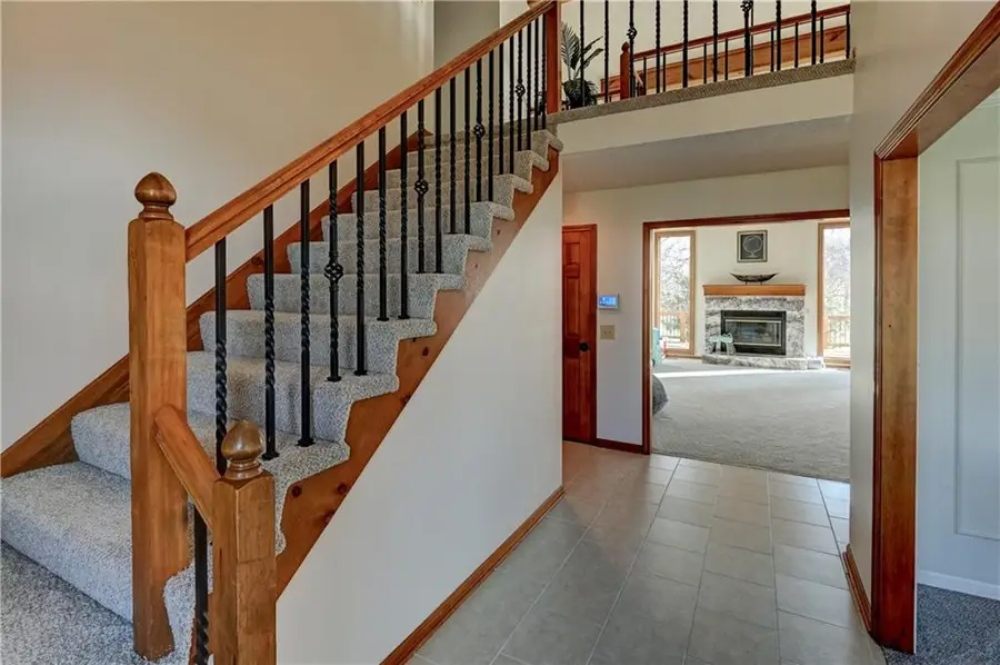 15075 W 157th Terrace, Olathe, KS 66062 - Image #3