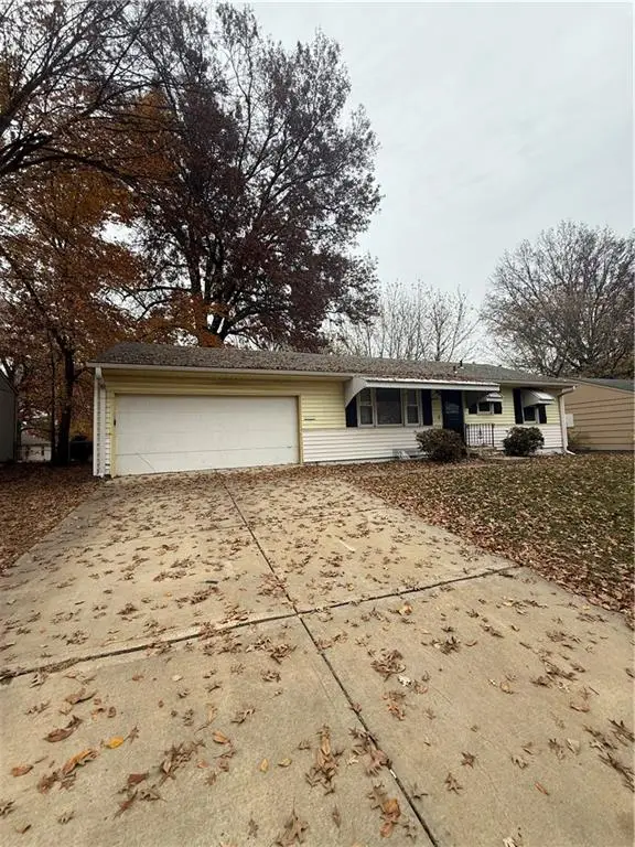 6009 Kentucky Avenue, Raytown, MO 64133