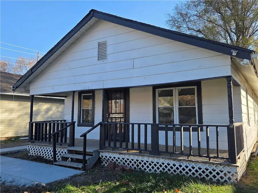 1006 W Cliff Street, Saint Joseph, MO 64504 - Image #2