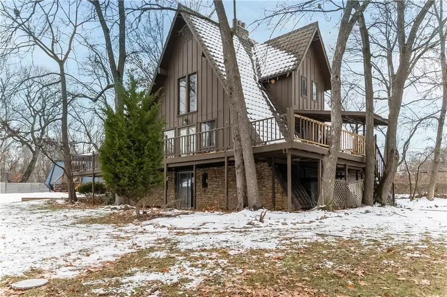 1122 Queens Place, Kansas City, MO 64131 - Image #2