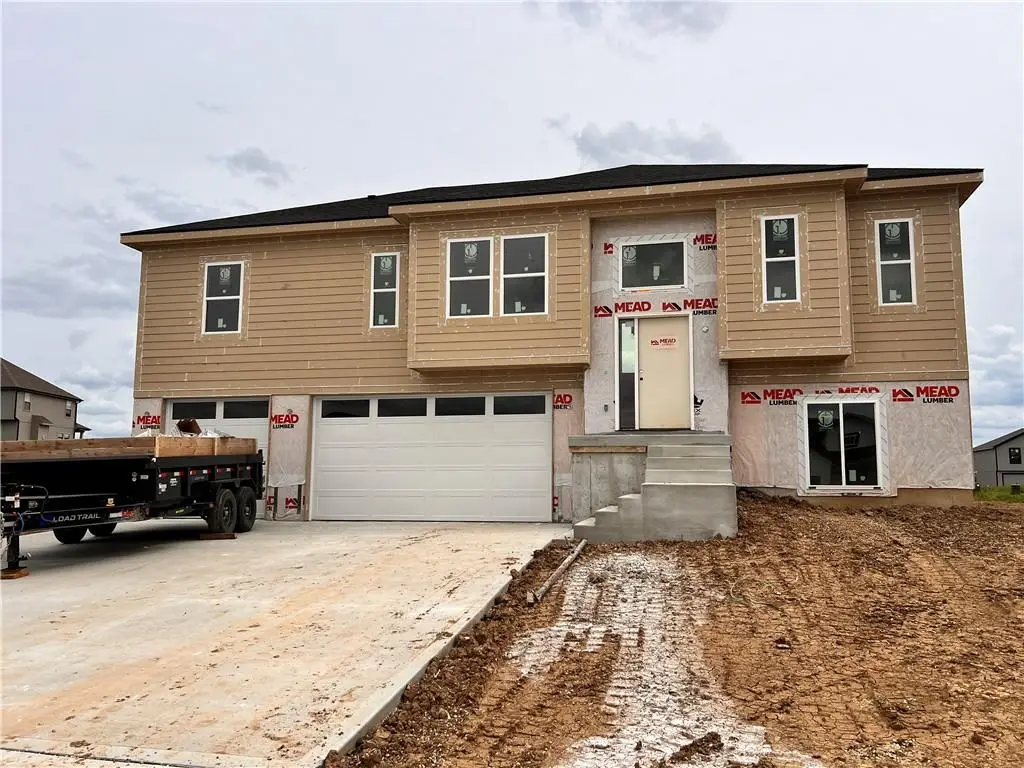 814 W Shawhan Parkway, Lone Jack, MO 64086 - Image #1