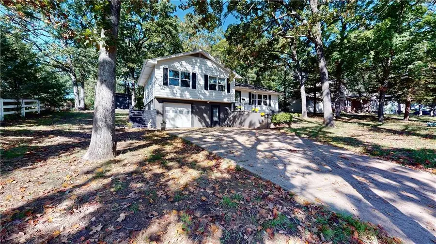 1020 S Adams Street, Nevada, MO 64772 - #3