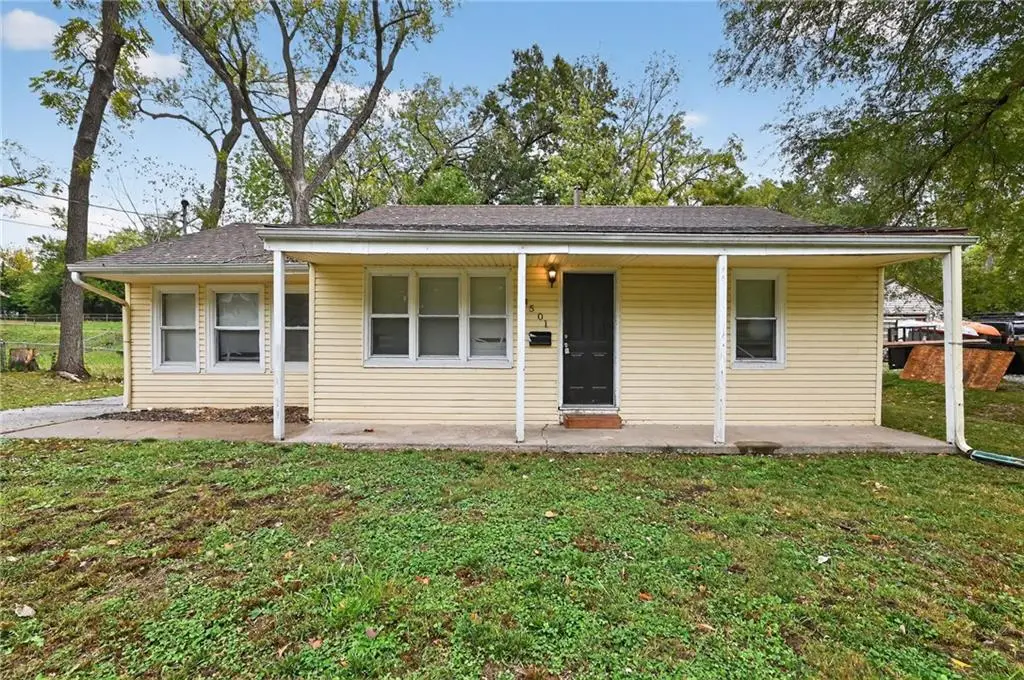 4501 N Olive Street, Kansas City, MO 64116 - Image #1