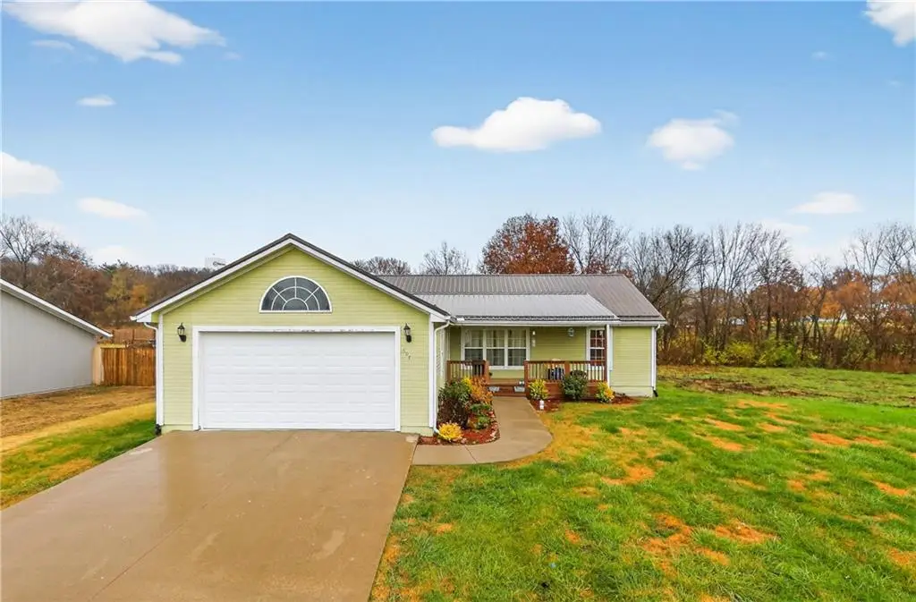 607 W Haven Drive, Richmond, MO 64085 - Image #1