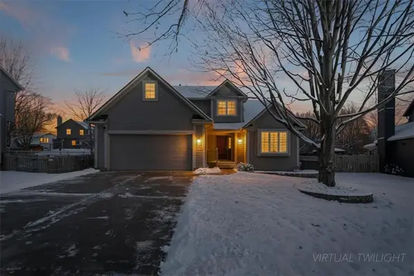 6214 W 156th Terrace, Overland Park, KS 66223