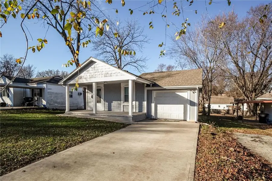 1612 S Harris Avenue, Independence, MO 64052 - Image #2