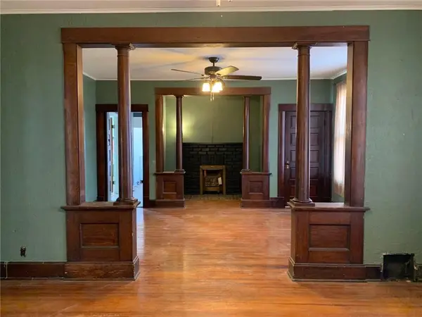 1002 S 22nd Street, St Joseph, MO 64507