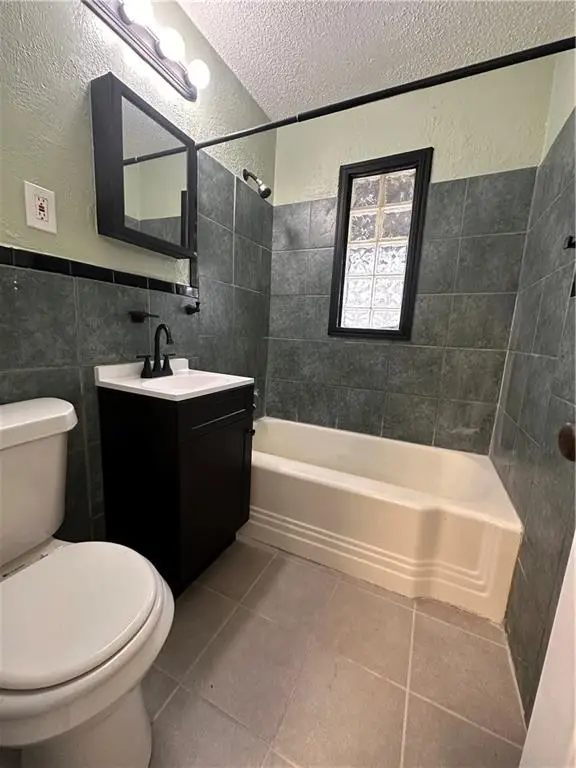 2124 E 78th Street, Kansas City, MO 64132 - Image #3