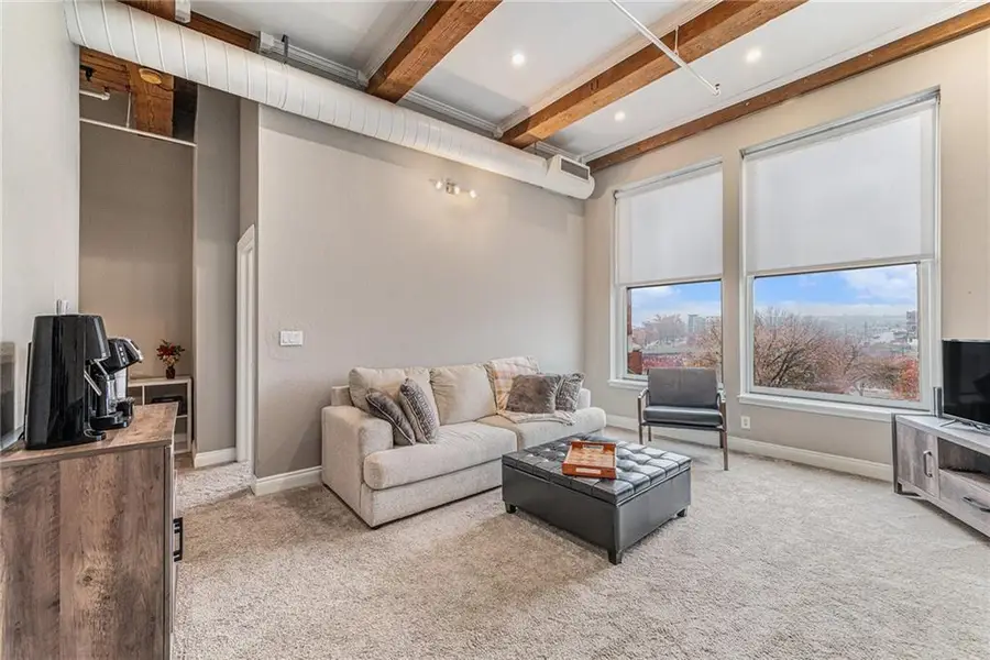 609 Central Street #1207, Kansas City, MO 64105 - Image #2