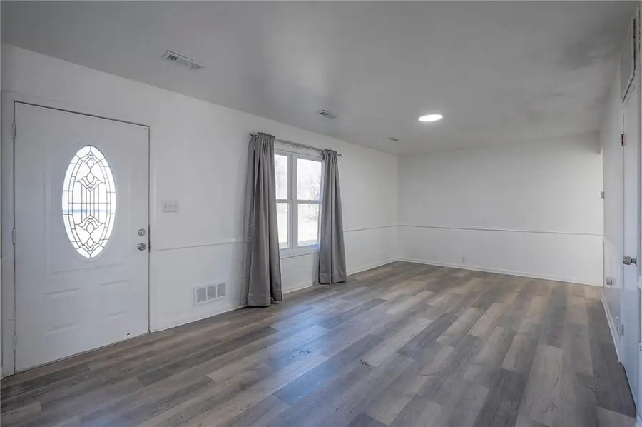 7703 E 107th Street, Kansas City, MO 64134 - Image #3