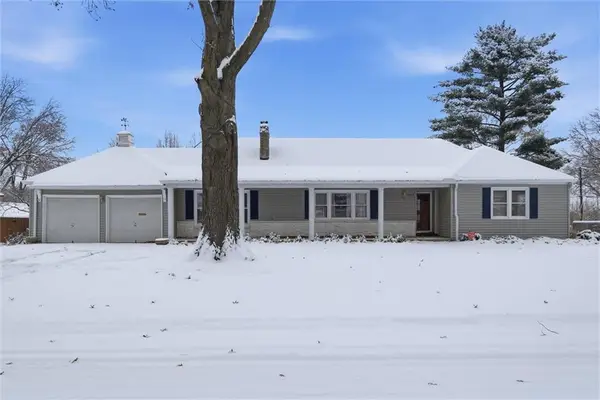 1004 W 96th Street, Kansas City, MO 64114