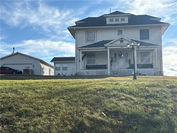 502 E Morehouse Street, Hopkins, MO 64461