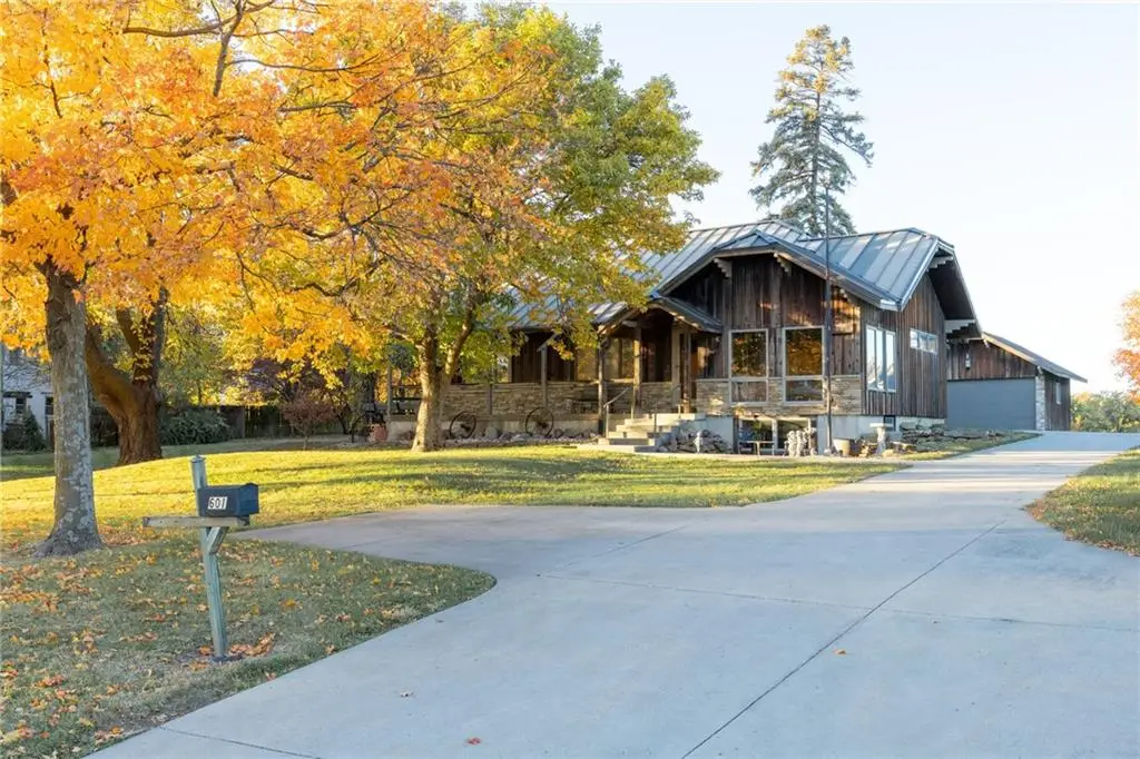 601 W Us 71 Highway, Savannah, MO 64485 - Image #1