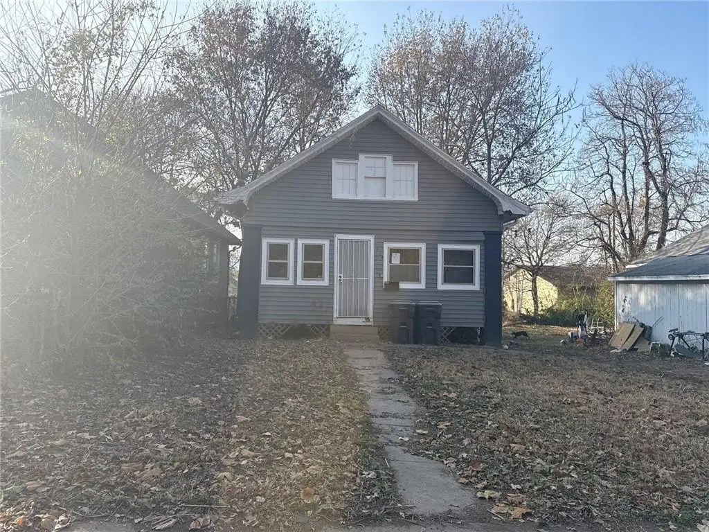1916 Monroe Avenue, Kansas City, MO 64127 - Image #1