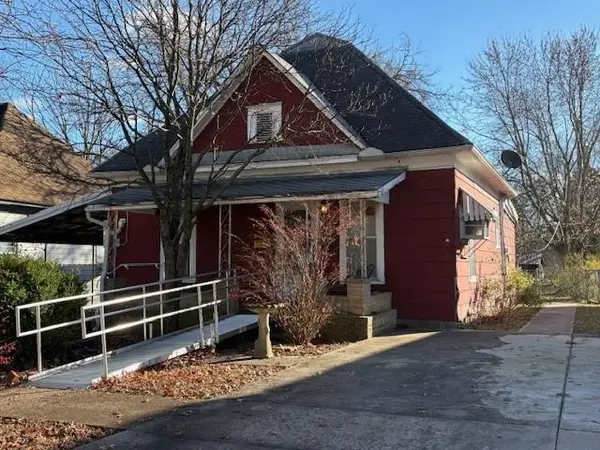 2014 Maple Avenue, Parsons, KS 67357