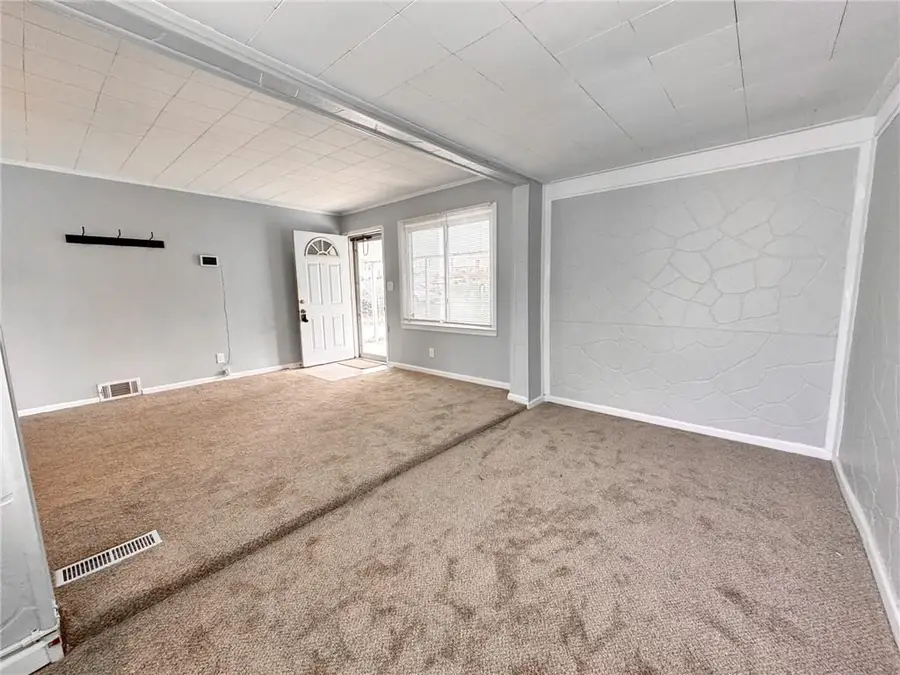 2310 S Hall Road, Independence, MO 64052 - Image #3