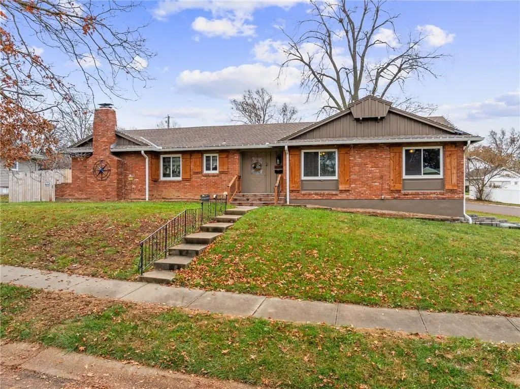 8329 Willow Way, Raytown, MO 64138 - Image #1