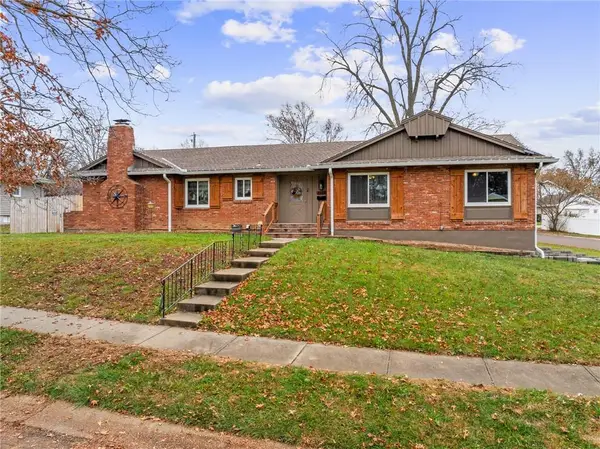 8329 Willow Way, Raytown, MO 64138