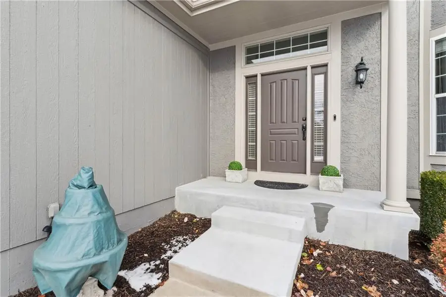 7702 W 145th Terrace, Overland Park, KS 66223 - Image #2