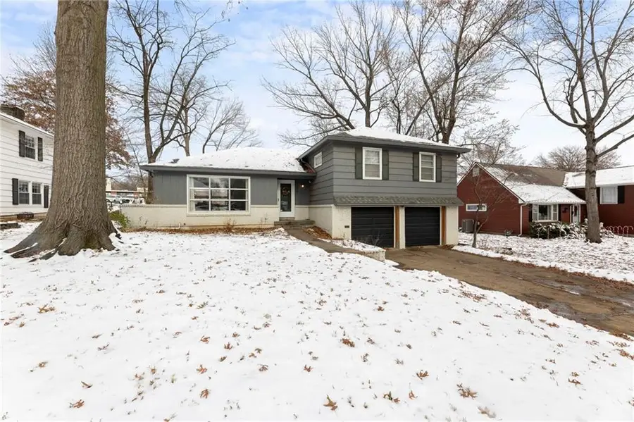 5600 W 63rd Terrace, Mission, KS 66202 - Image #2
