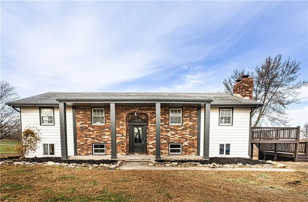 13332 Little Farm Road, Excelsior Springs, MO 64024 - Image #1