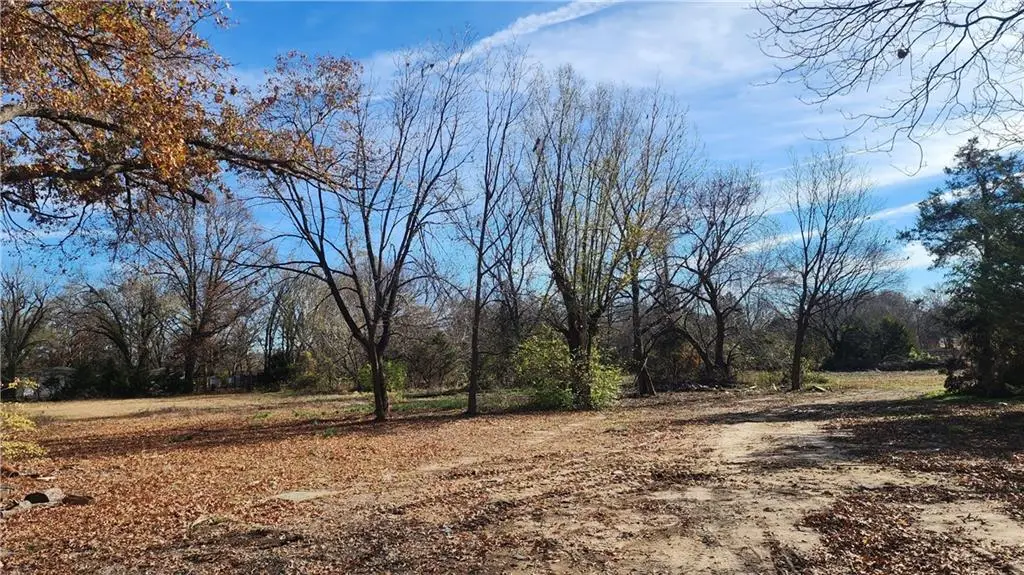 808 E Atkinson Street, Pittsburg, KS 66762 - Image #1