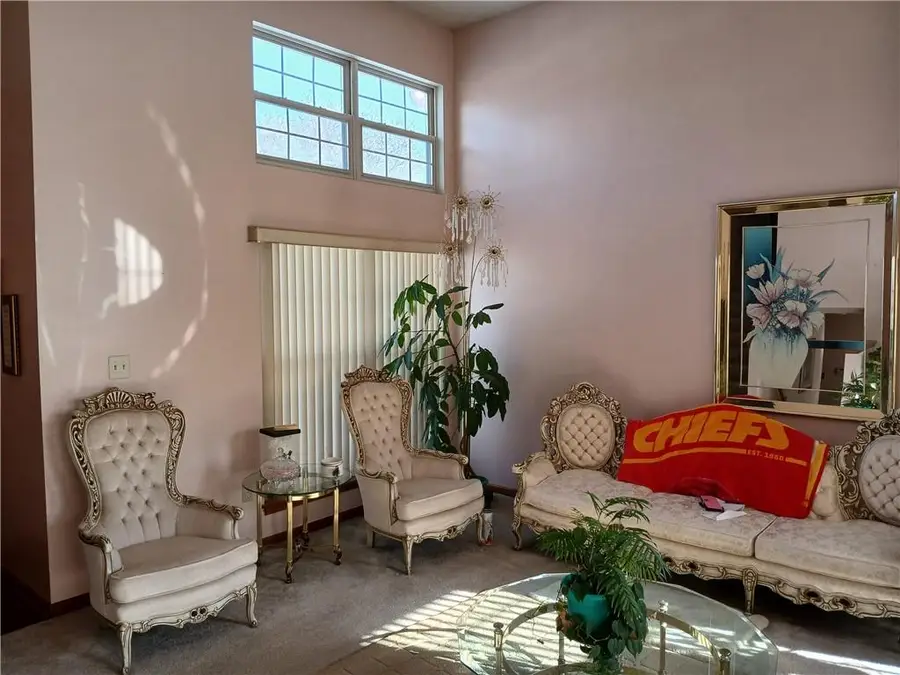 3809 Bernard Powell Drive, Kansas City, MO 64127 - Image #3