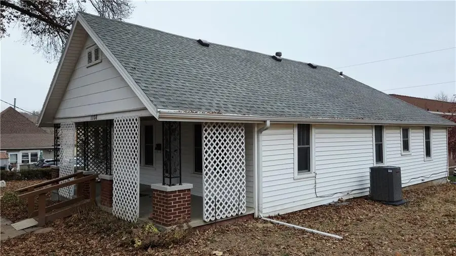 1108 Roosevelt Avenue, Saint Joseph, MO 64505 - Image #3