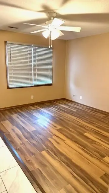 213 N Ryan's Way, Saint Joseph, MO 64506 - Image #2