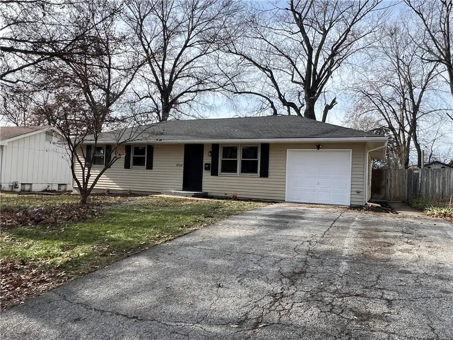 9744 Wallace Avenue, Kansas City, MO 64134 - Image #2