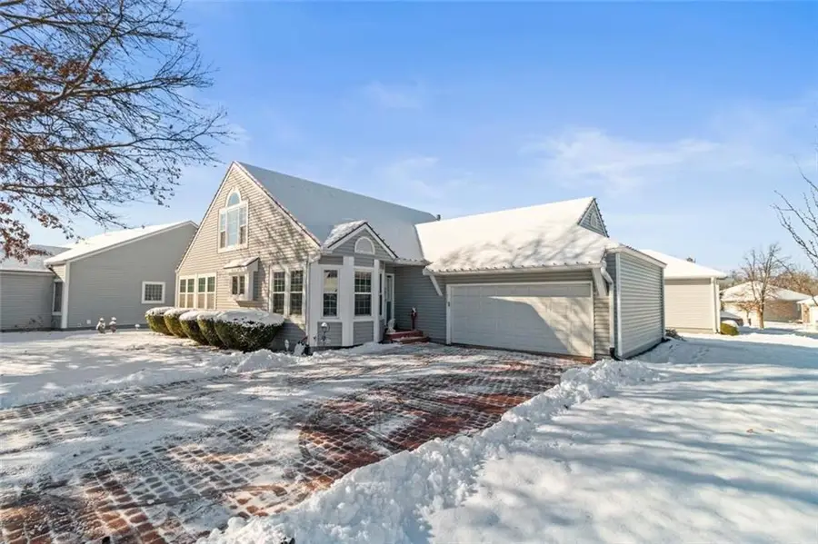 1515 NW Primrose Lane, Blue Springs, MO 64015 - Image #2